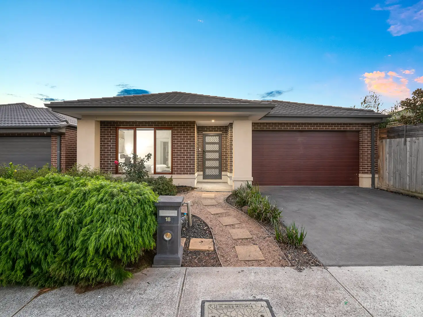 Main view of Homely house listing, 18 Onyx Crescent, Officer VIC 3809