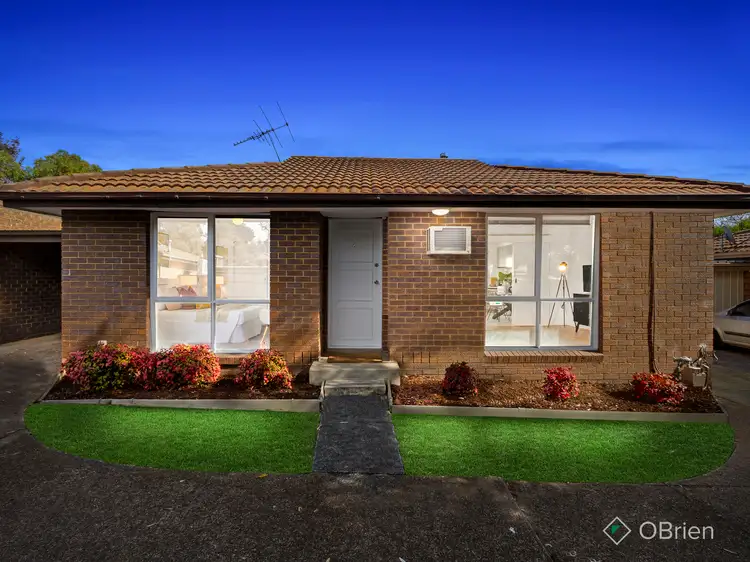 Main view of Homely unit listing, 2/18 Freeman Street, Ringwood East VIC 3135