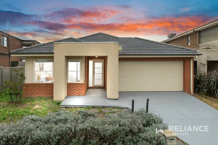 327 Saltwater Promenade, Point Cook VIC 3030