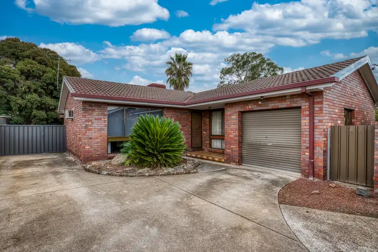 Main view of Homely unit listing, 2/469 Ainslie Avenue, Lavington NSW 2641