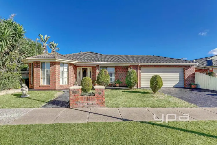 Second view of Homely house listing, 3 Renae Way, Sydenham VIC 3037