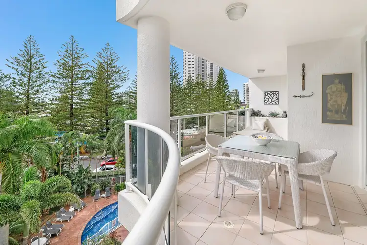 18/1 Hughes Avenue, Main Beach QLD 4217