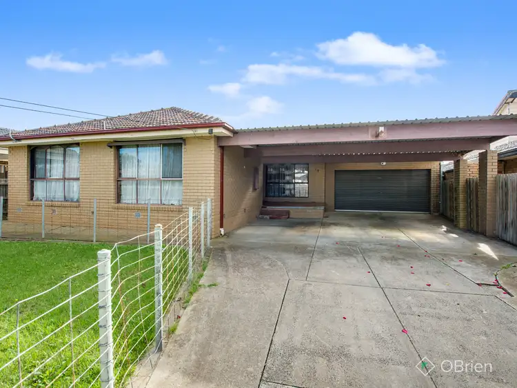 18 Mavis Crescent, Kings Park VIC 3021