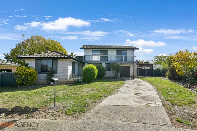 18 Stirling Place, Blayney NSW 2799