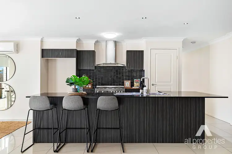 Second view of Homely house listing, 31 Tweeddale Circuit, Drewvale QLD 4116