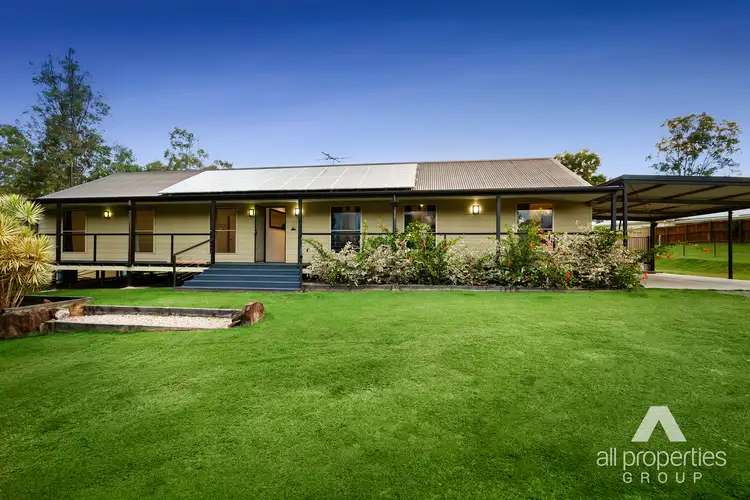 33-35 Bradley Court, Greenbank QLD 4124