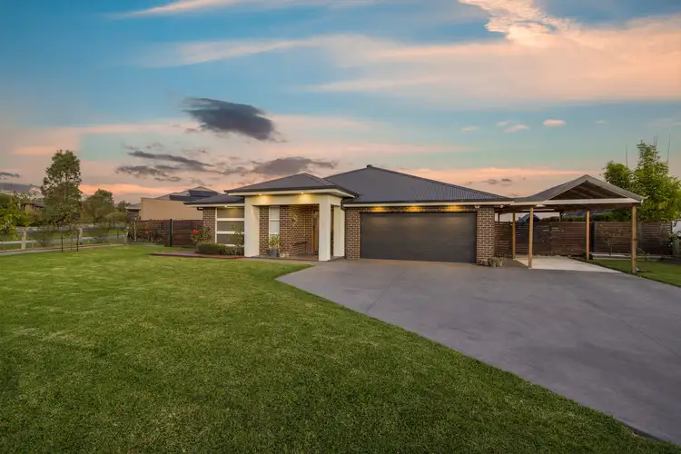 4 Caesia Way, Mount Annan NSW 2567