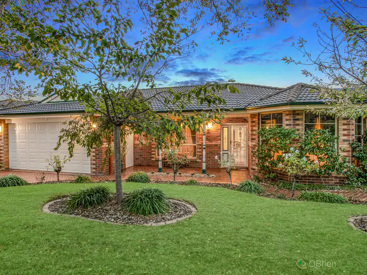 10 Edgbaston Circuit, Berwick VIC 3806