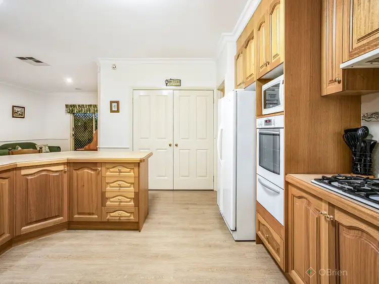 Fifth view of Homely house listing, 10 Edgbaston Circuit, Berwick VIC 3806