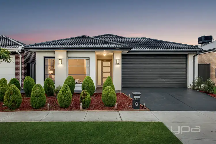 22 Kangaroo Road, Craigieburn VIC 3064
