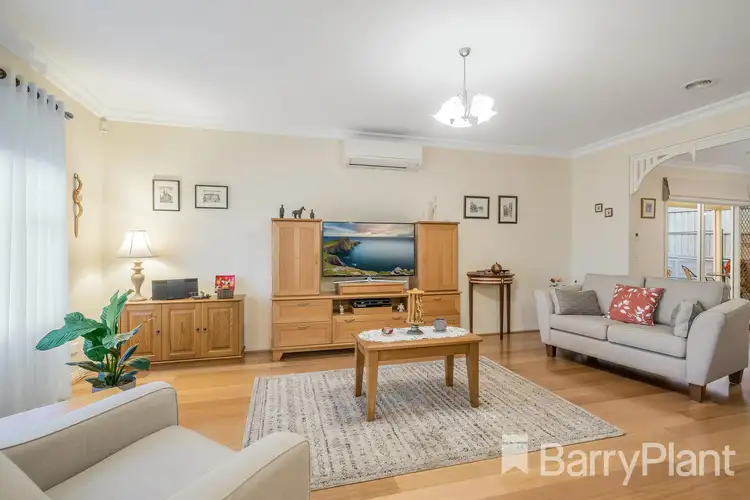 Second view of Homely house listing, 8 Elmsford Court, Highton VIC 3216