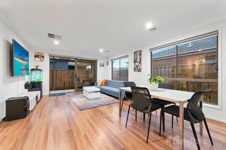 Fifth view of Homely house listing, 8 Palacio Terrace, Clyde North VIC 3978