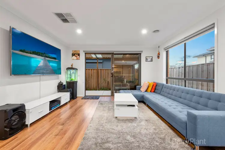 Sixth view of Homely house listing, 8 Palacio Terrace, Clyde North VIC 3978
