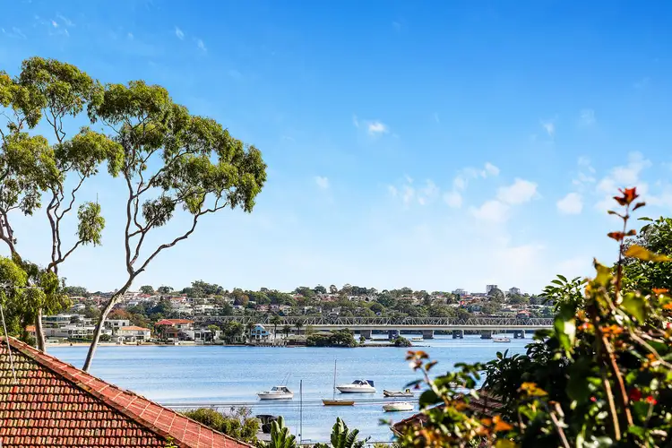 6/7 Curtis Avenue, Taren Point NSW 2229