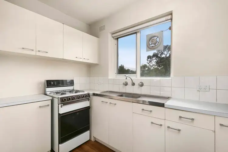 Fourth view of Homely apartment listing, 5/32 Richardson Street, Essendon VIC 3040