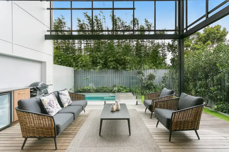 1/13 Bali Avenue, Palm Beach QLD 4221