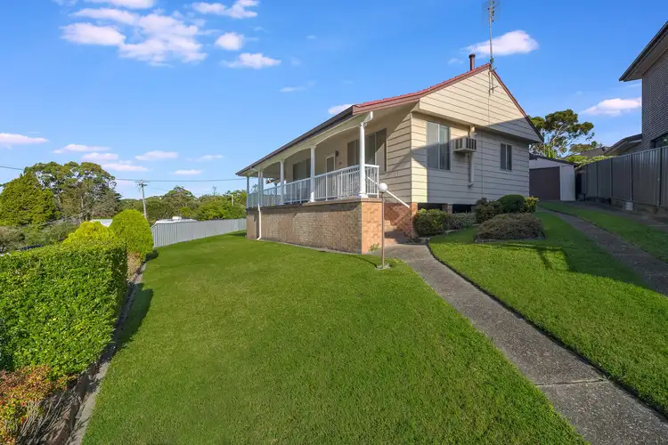 24 Beath Crescent, Kahibah NSW 2290