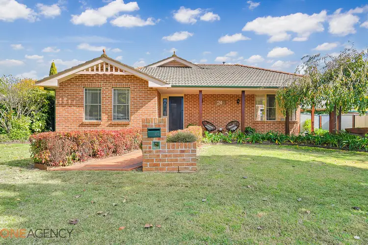 24 Braemar Circuit, Orange NSW 2800