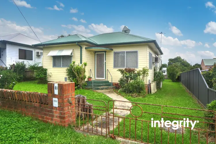 11 Huxley Street, Nowra NSW 2541
