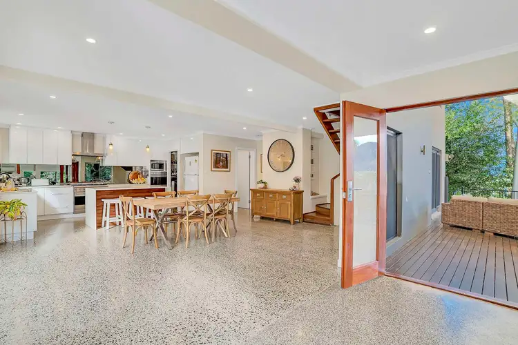 30 Junction Street, Edge Hill QLD 4870