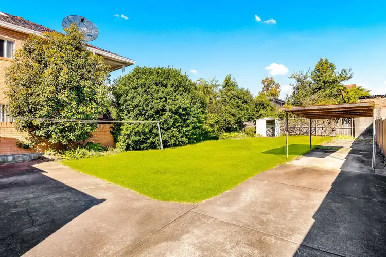 10 Woods Parade, Earlwood NSW 2206