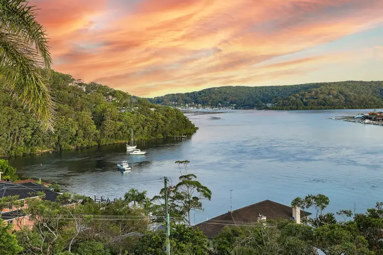 89 Daley Avenue, Daleys Point NSW 2257
