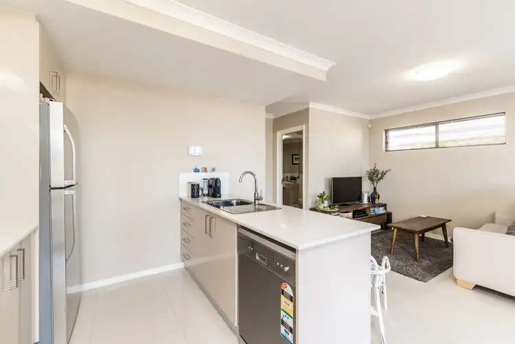 Seventh view of Homely house listing, 1/210 Kooyong Road, Rivervale WA 6103