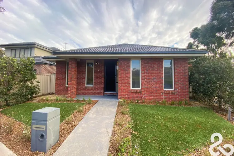19 Methven Avenue, South Morang VIC 3752