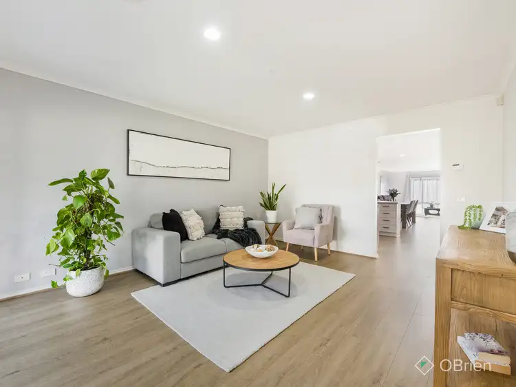 Third view of Homely house listing, 8 Arkley Close, Skye VIC 3977