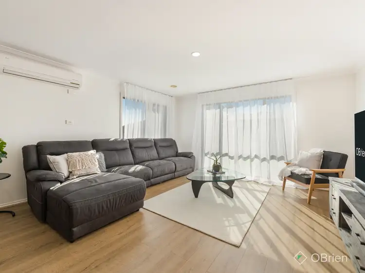 Fourth view of Homely house listing, 8 Arkley Close, Skye VIC 3977