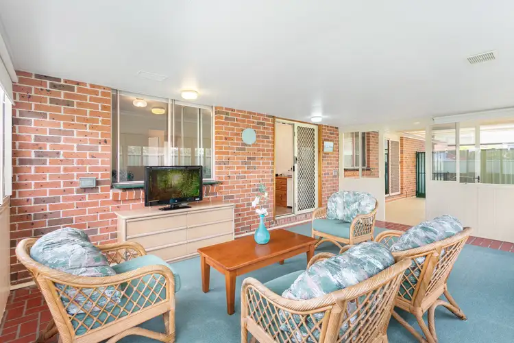 Sixth view of Homely house listing, 27 Hamlyn Road, Hamlyn Terrace NSW 2259