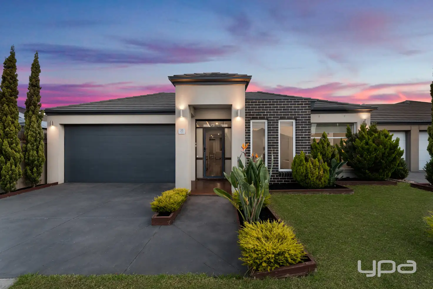 Main view of Homely house listing, 33 Barringo Way, Caroline Springs VIC 3023