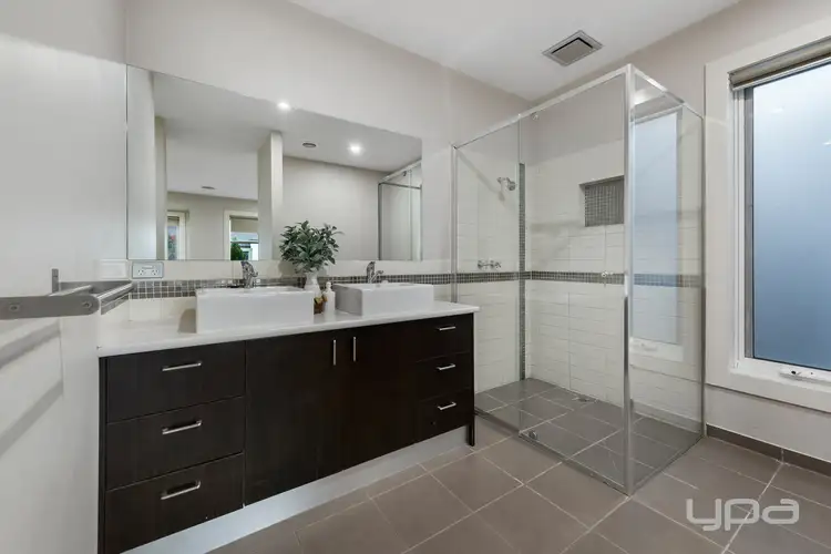 Third view of Homely house listing, 33 Barringo Way, Caroline Springs VIC 3023