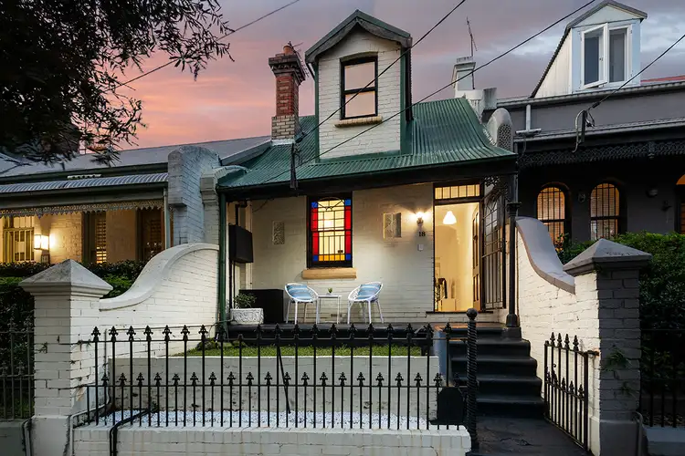 18 Hansard Street, Zetland NSW 2017