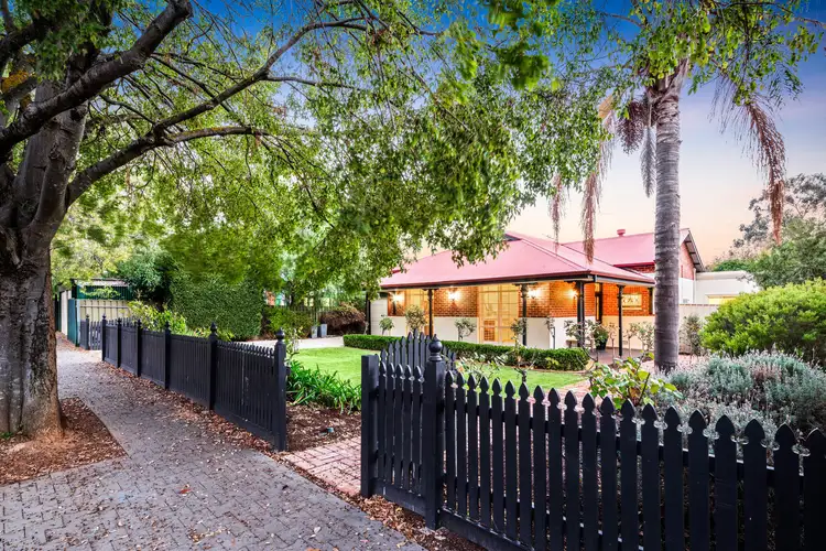 53 East Parade, Kingswood SA 5062