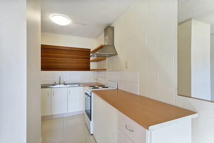 Fifth view of Homely unit listing, 8/215 McLeod Street, Cairns North QLD 4870