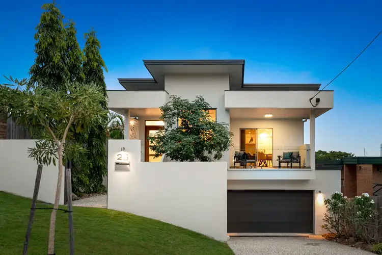 25 Holland Street, Greenslopes QLD 4120