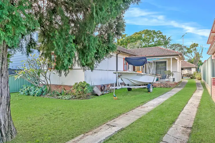 10 Dennis Street, Ermington NSW 2115