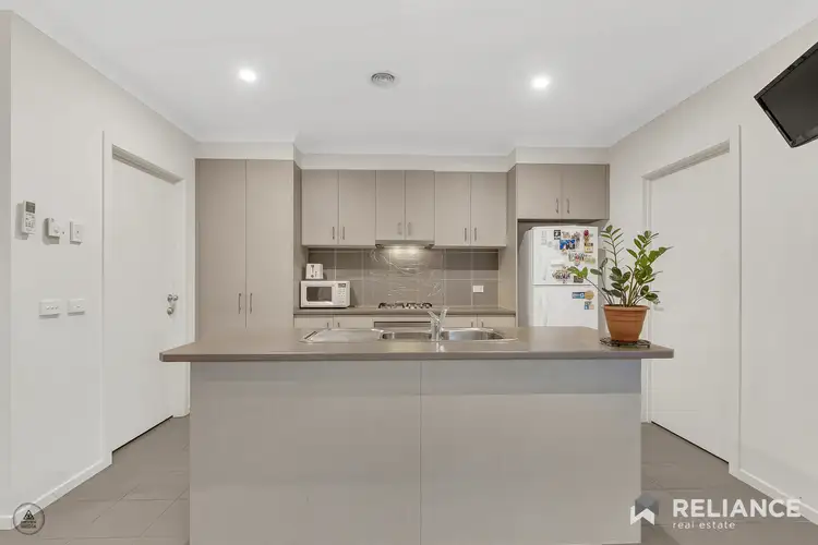 Fourth view of Homely house listing, 2/5 Vilnius Way, Truganina VIC 3029
