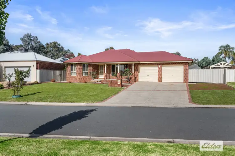 Main view of Homely house listing, 6 Oatlands Fairway, Wodonga VIC 3690