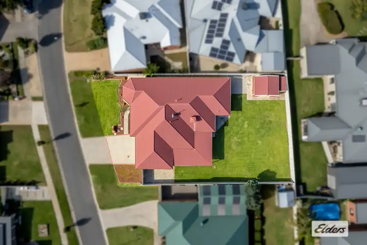 Sixth view of Homely house listing, 6 Oatlands Fairway, Wodonga VIC 3690