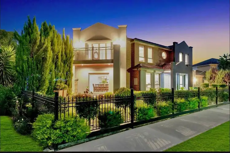 Second view of Homely house listing, 7 Jackson Place, Caroline Springs VIC 3023