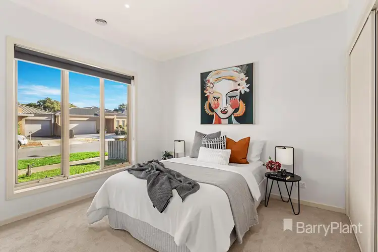 Fifth view of Homely house listing, 9 Freshwater Way, South Morang VIC 3752