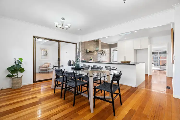 1/6 Sanicki Court, Bentleigh East VIC 3165