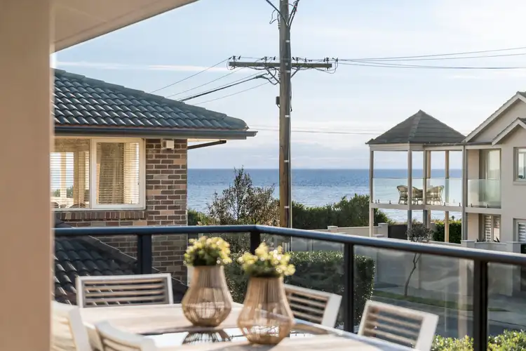 12 Williams Grove, Bonbeach VIC 3196
