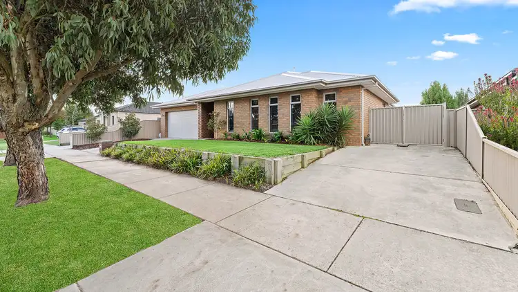Second view of Homely house listing, 7 Canopy Avenue, Alfredton VIC 3350