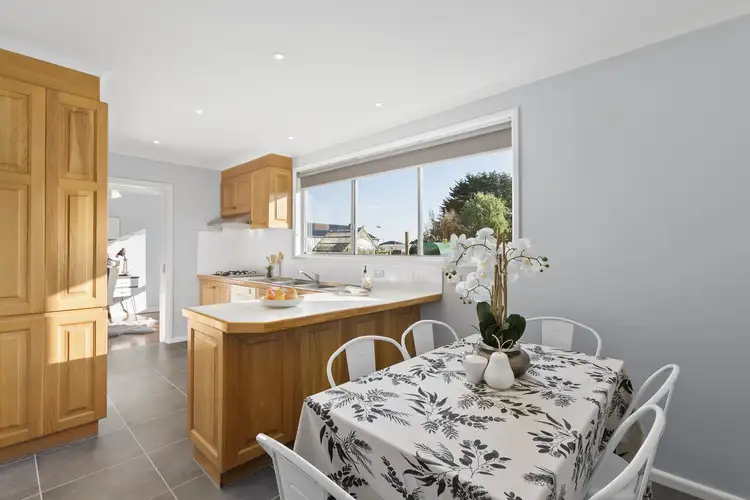Fifth view of Homely unit listing, 2/31 Campbell Street, Colac VIC 3250