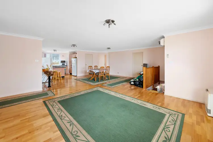 Fifth view of Homely house listing, 17 Ninian Close, Watanobbi NSW 2259