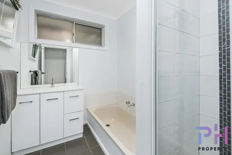 Fifth view of Homely house listing, 4 Sherlock Court, Kangaroo Flat VIC 3555