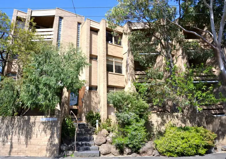 1/128 Park Drive, Parkville VIC 3052